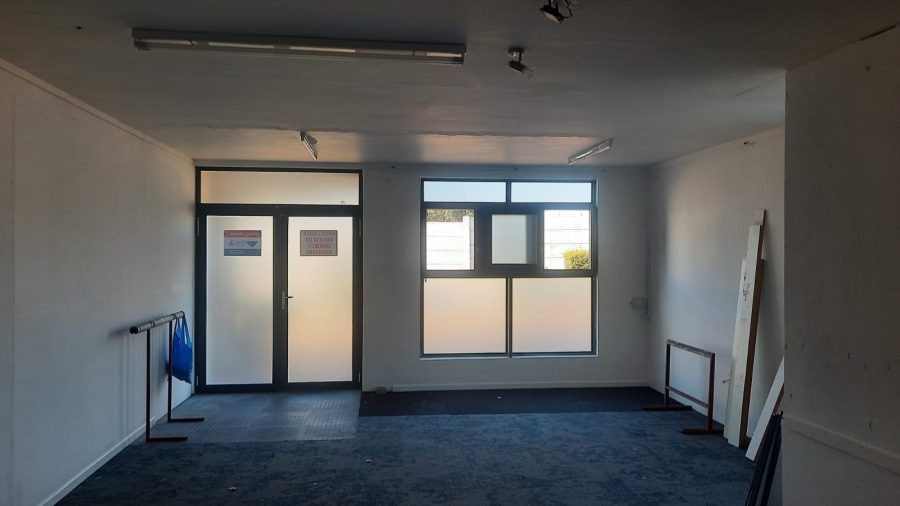 To Let commercial Property for Rent in Kleinmond Western Cape